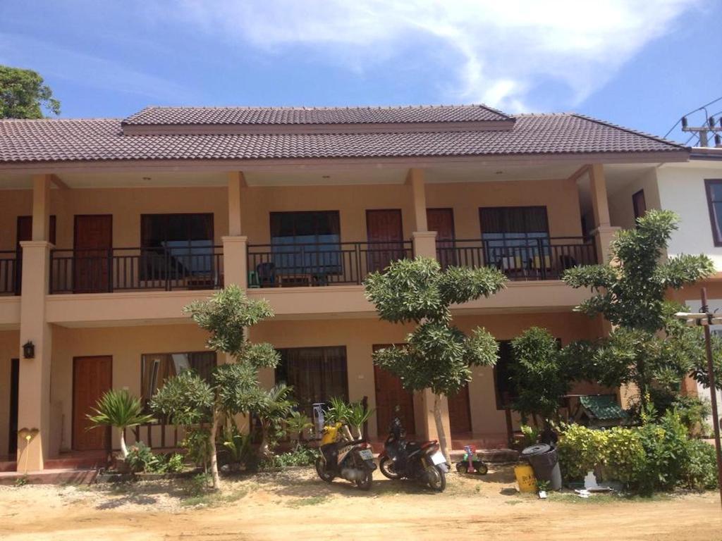 Bank Guest House Haad Rin Extérieur photo