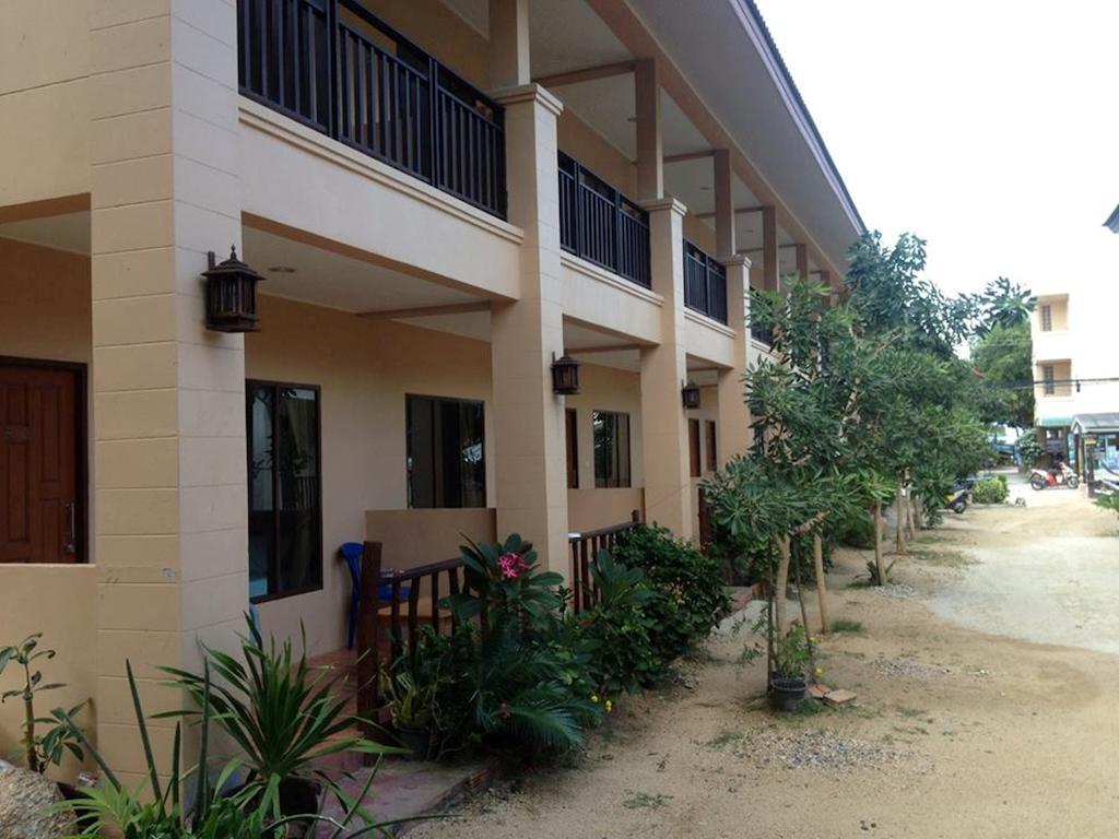 Bank Guest House Haad Rin Extérieur photo