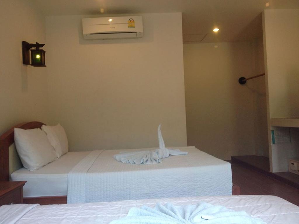 Bank Guest House Haad Rin Extérieur photo