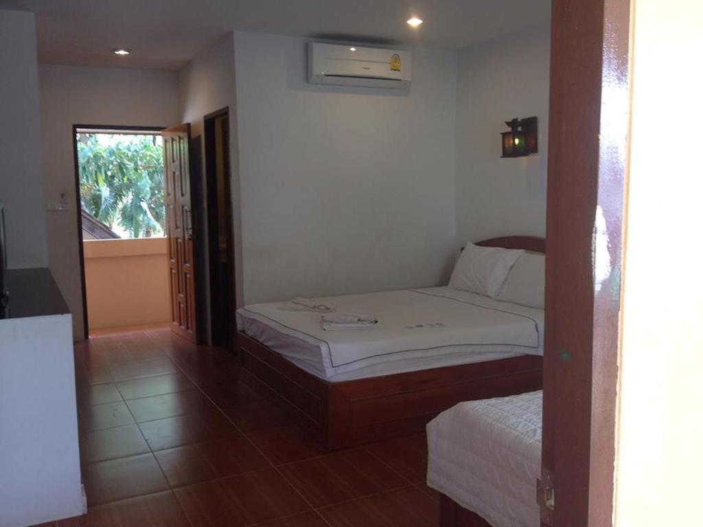 Bank Guest House Haad Rin Extérieur photo